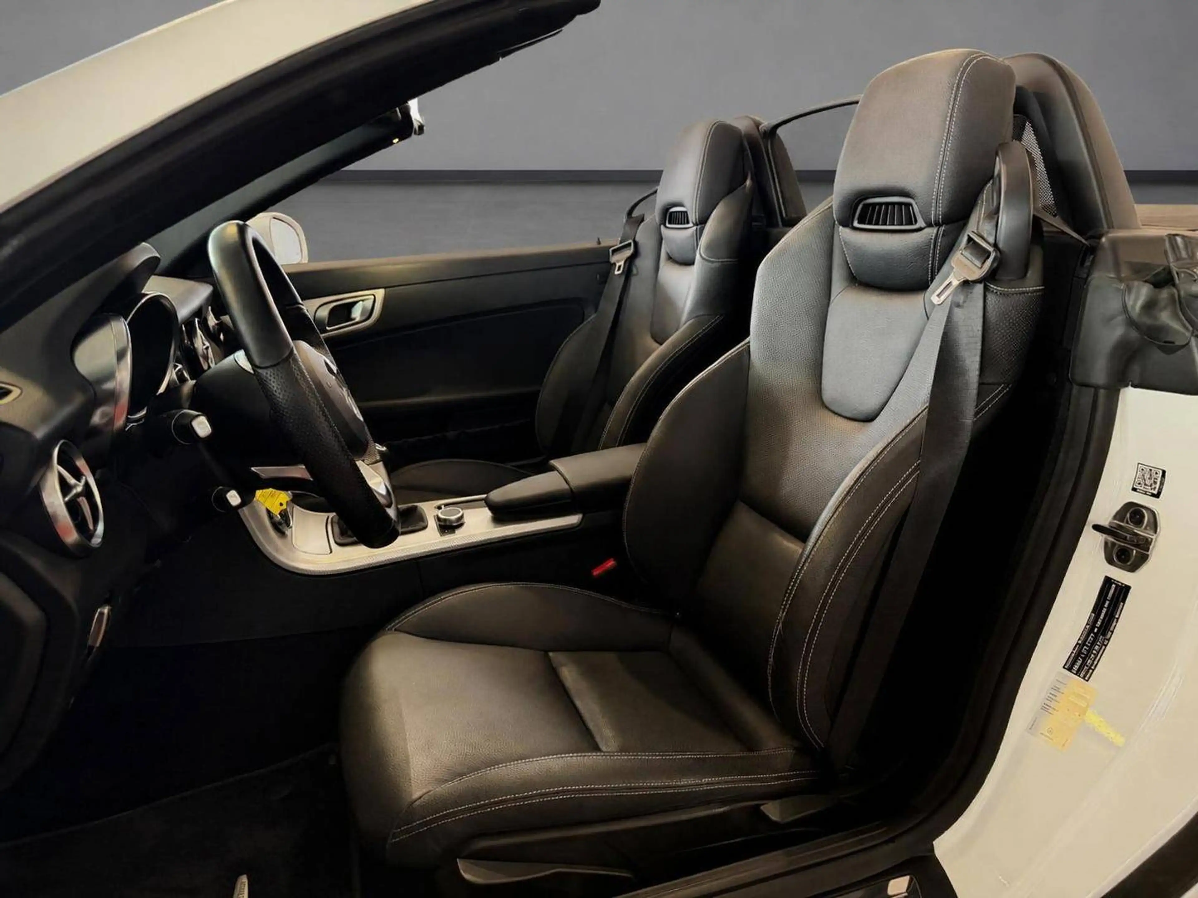 Mercedes-Benz SLC 180 SLC 180 — photo 14