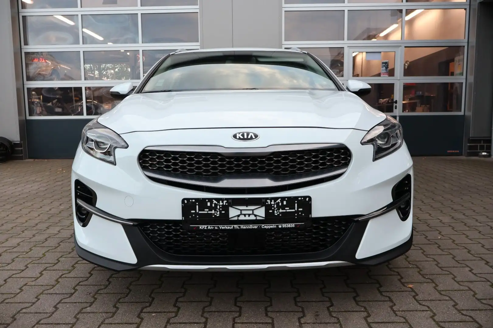 Kia XCeed Spirit Allwetterreifen/Kamera/LED Weiß - 2