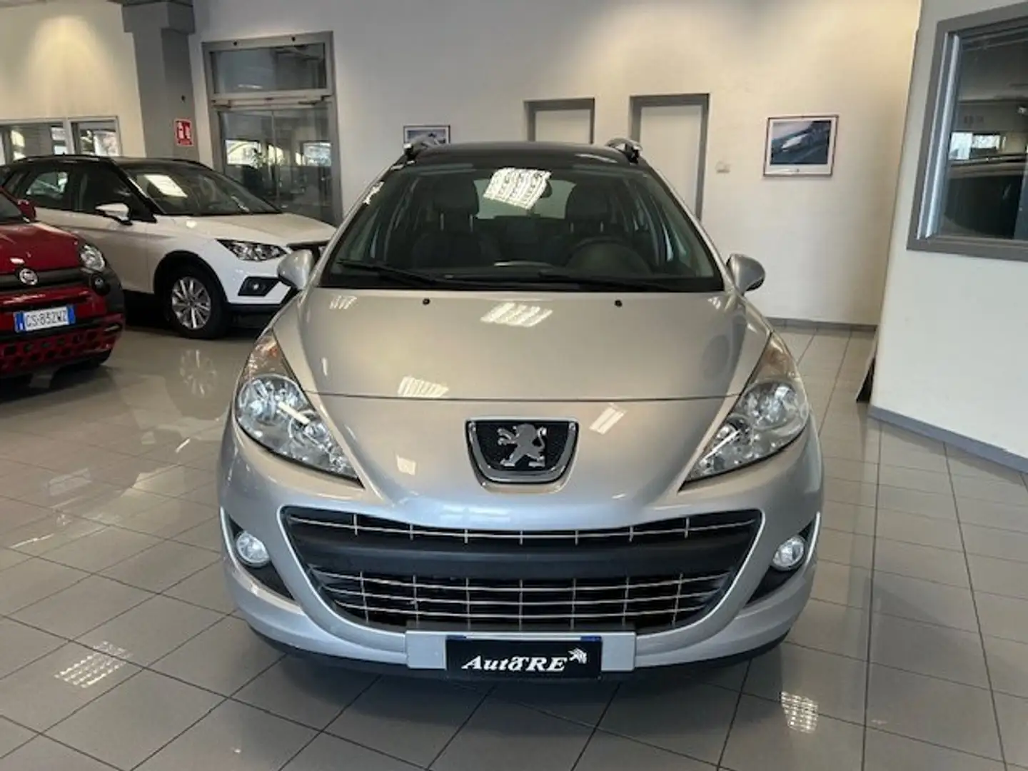 Peugeot 207 207 SW 1.6 hdi 8v Energie 93cv Argento - 2