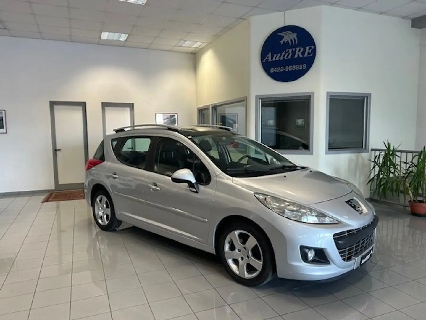 Peugeot 207 207 SW 1.6 hdi 8v Energie 93cv Argento - 1