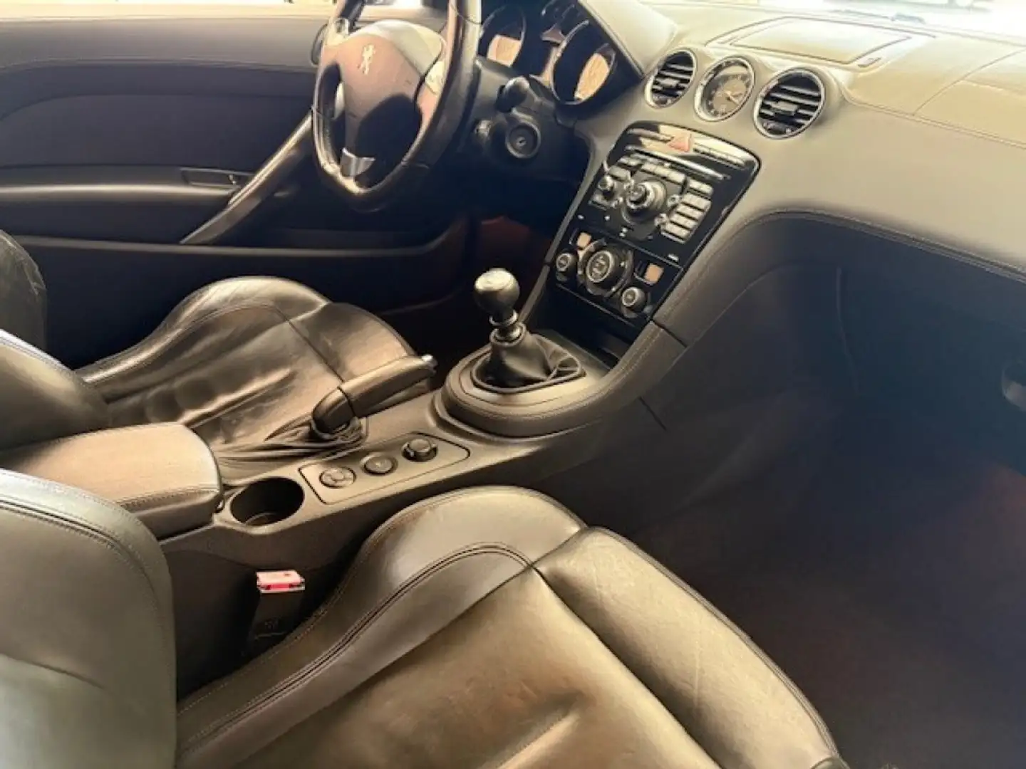 Peugeot RCZ 1.6 THP 156pk LM19 Leder PDC ECC Airco Memory NAP Gris - 2