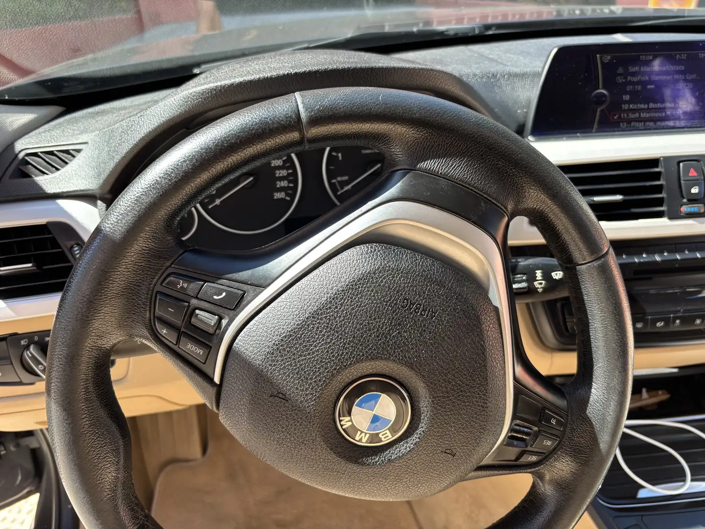BMW 320 320d Aut. Blue Performance Sport Line - 2
