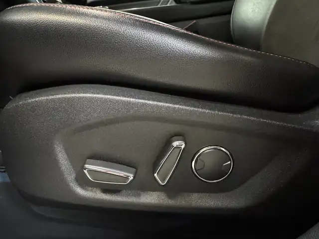 Ford Edge view 23