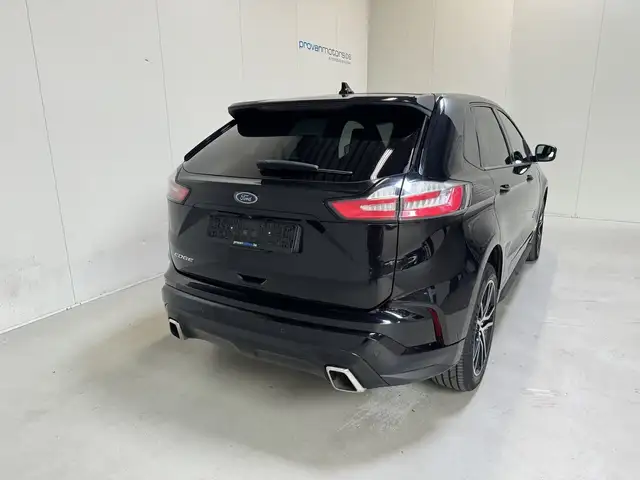 Ford Edge view 29