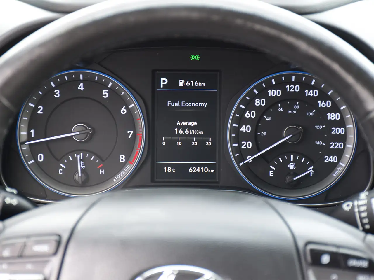 Hyundai KONA снимка Hyundai KONA