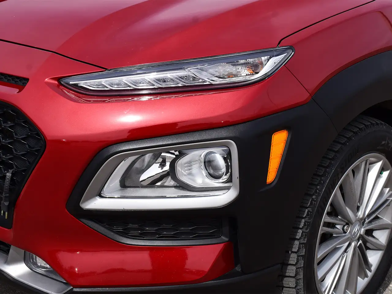 Hyundai KONA снимка Hyundai KONA