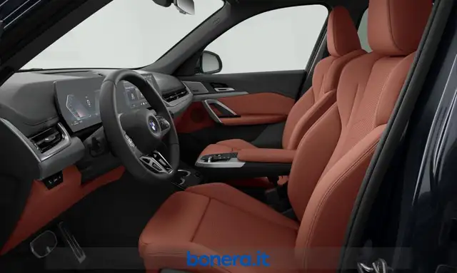 BMW X1 view 3