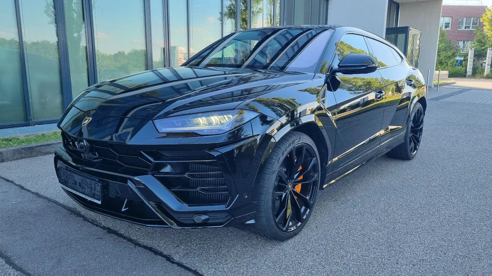 Lamborghini Urus 4.0 V8/23''/Pano/HUD/Anima/360/ Noir - 2