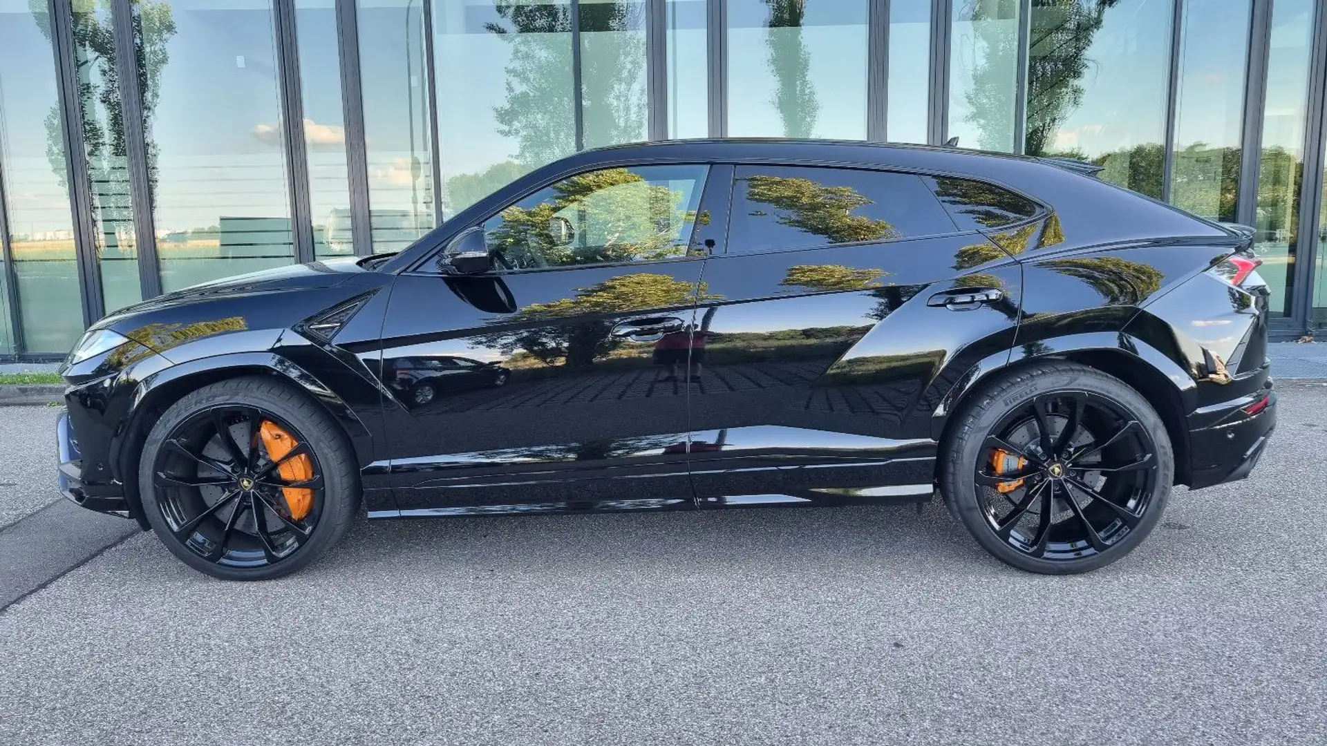 Lamborghini Urus 4.0 V8/23''/Pano/HUD/Anima/360/ Noir - 1