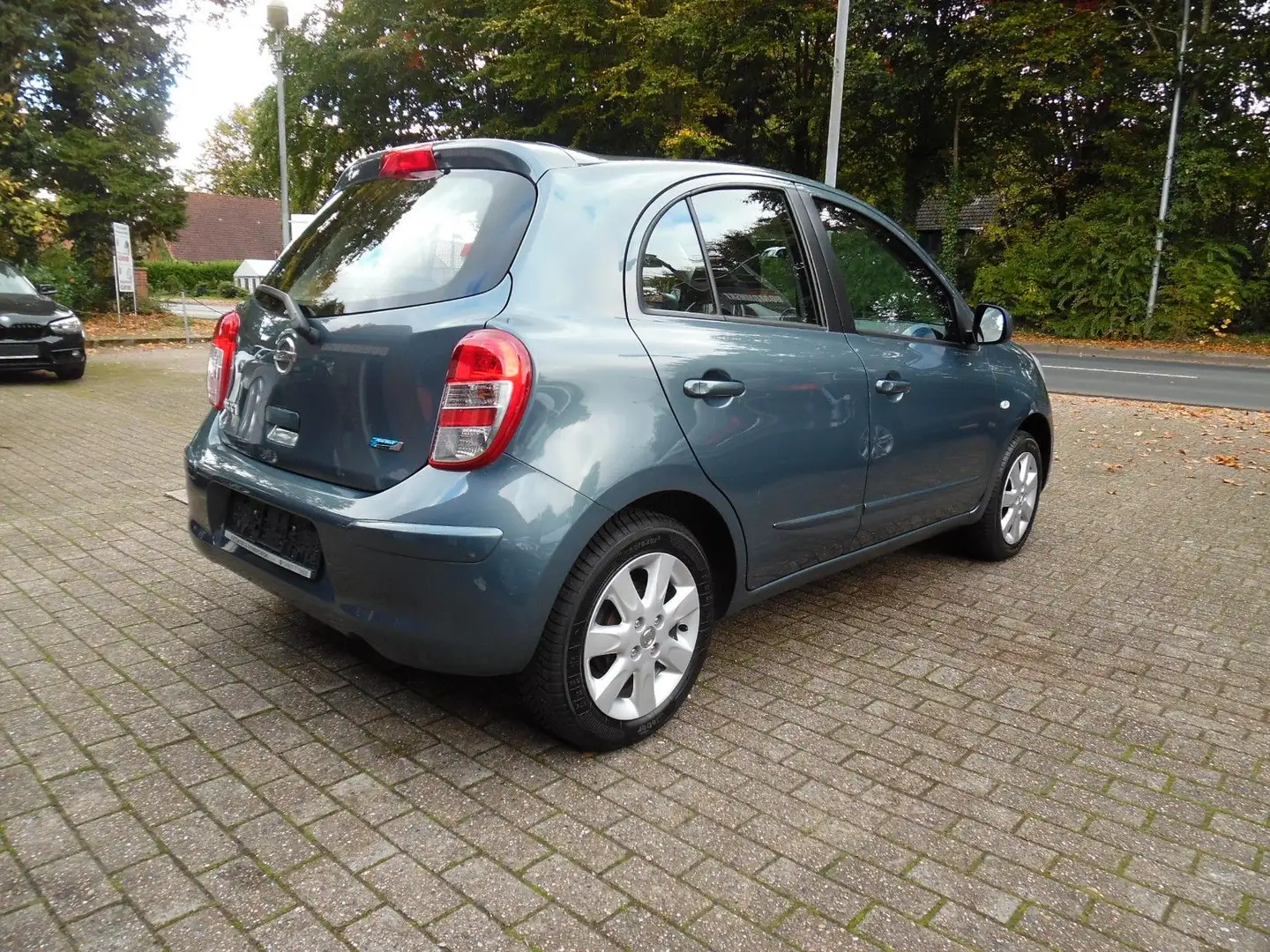 Nissan Micra Acenta*Navi*SZH*5-Türer Grau - 2