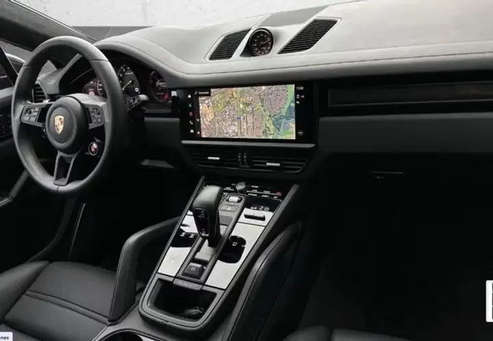 Porsche Cayenne 2023, foto 10