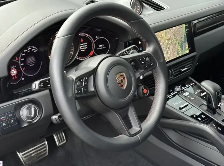 Porsche Cayenne 2023, foto 7