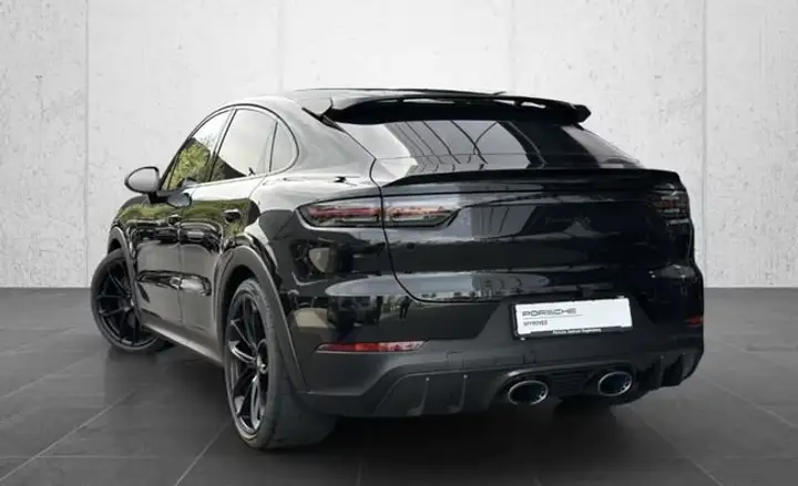 Porsche Cayenne 2023, foto 2