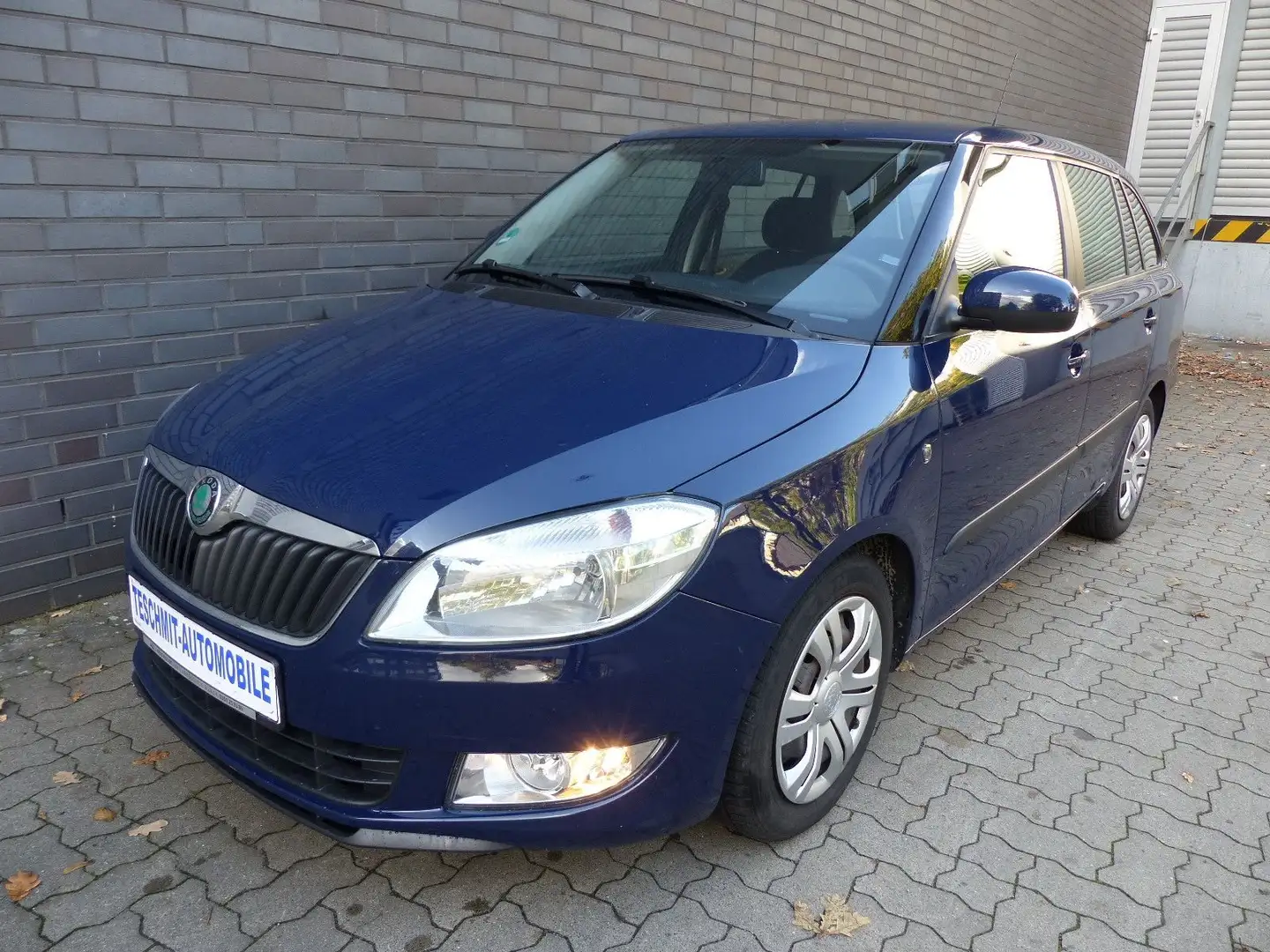 Skoda Fabia Combi Ambiente Automatik/Klima/PDC Blau - 2