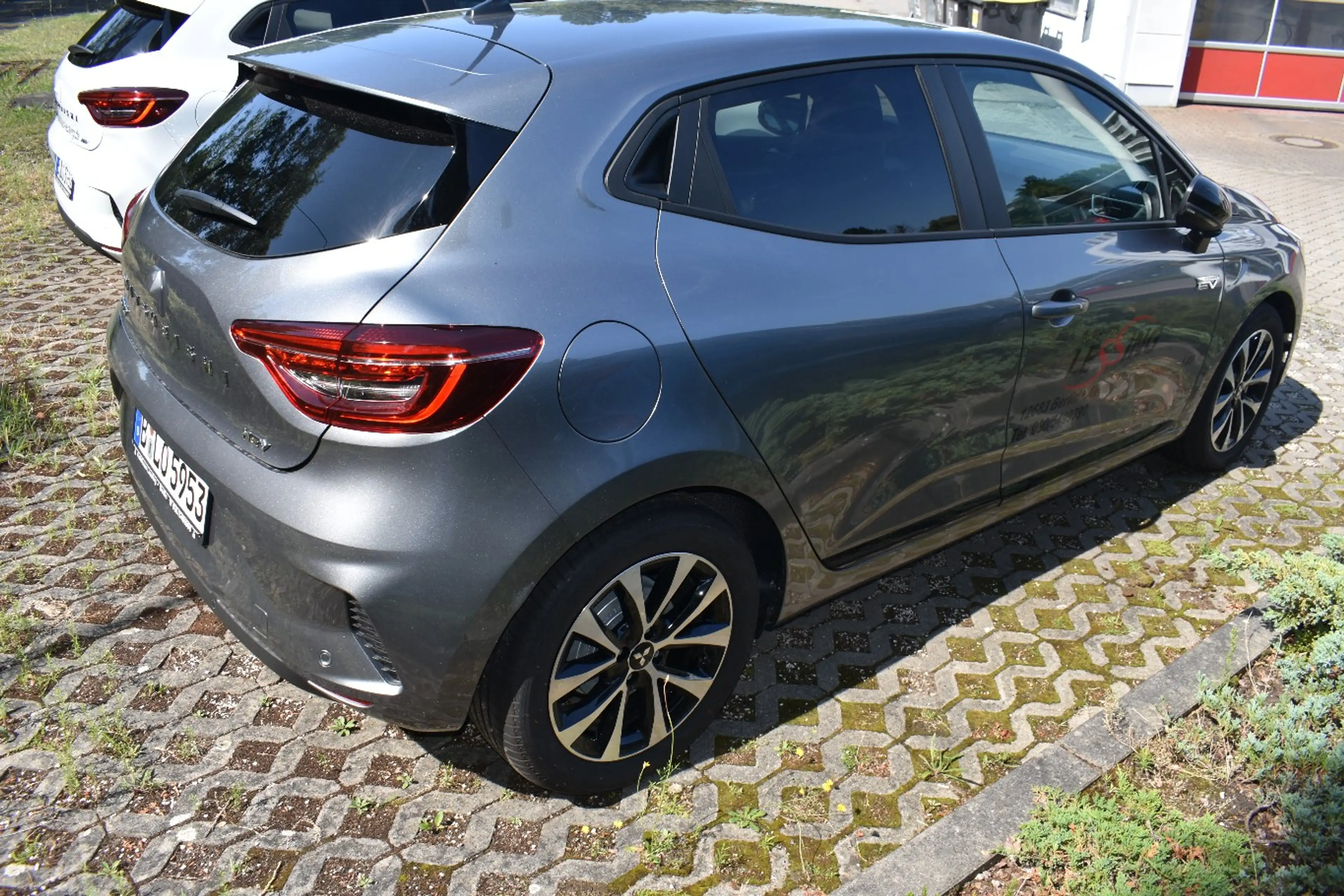 Mitsubishi Colt PLUS 1.6 Hybrid, A/T,LED,Sitzhzg — photo 5