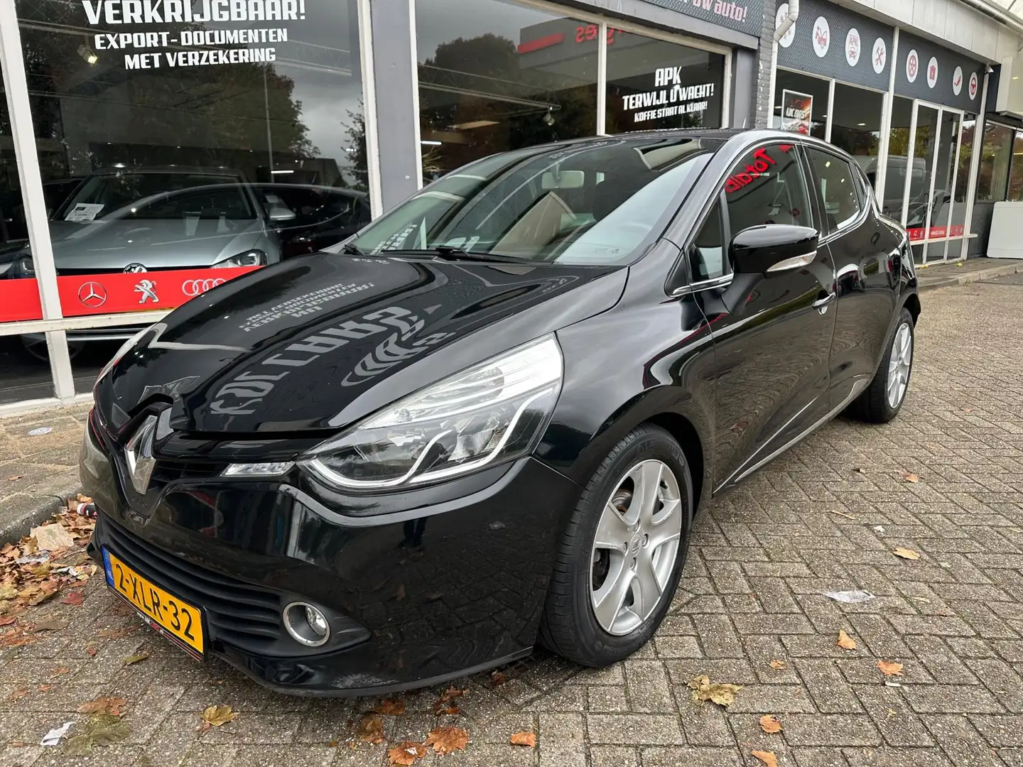 Renault Clio 1.2 GT Dynamique AUTOMAAT Zwart - 2