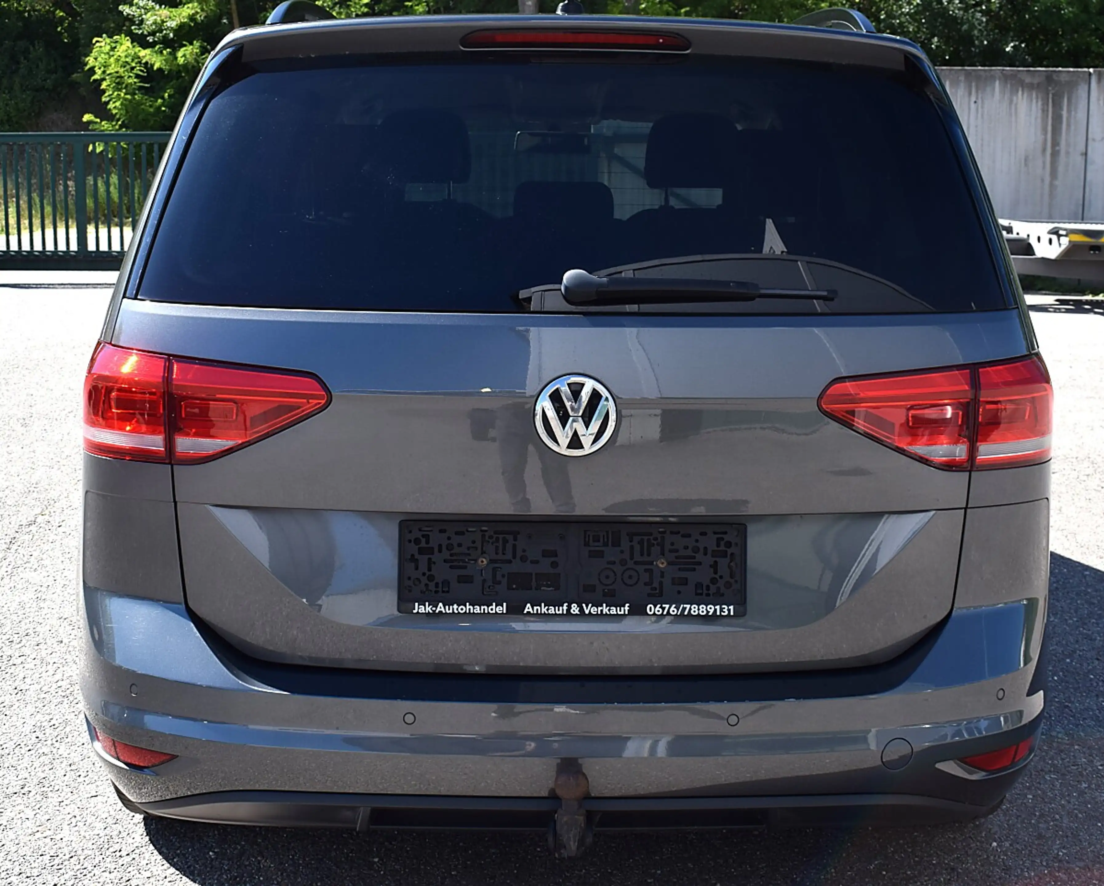 Volkswagen Touran Sky 1,6 SCR TDI 7 Sitze — photo 6