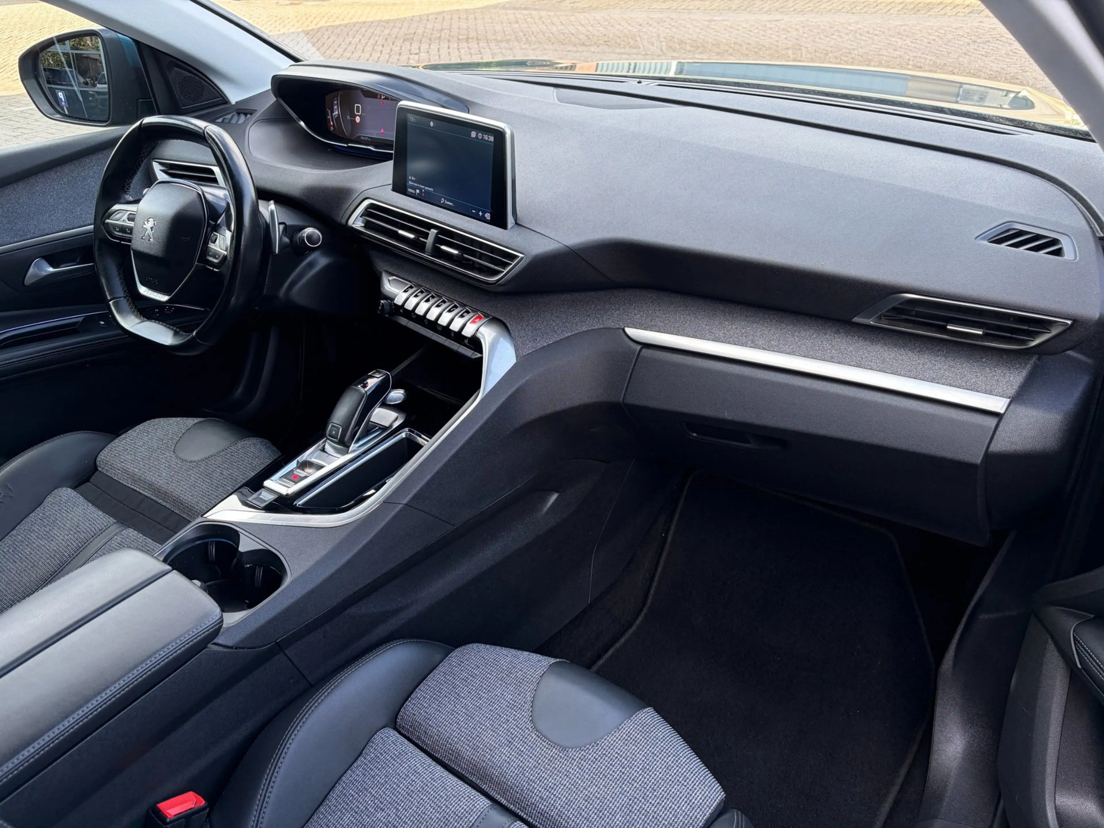 Peugeot 5008 1.2 PureTech Blue Lease Premium / 7-pers / Automaa — photo 12