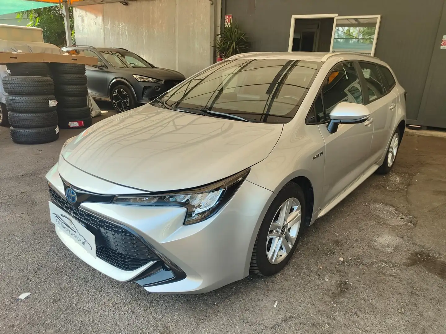 Toyota Corolla Corolla Touring Sports 1.8h Business Tech cvt Ezüst - 2