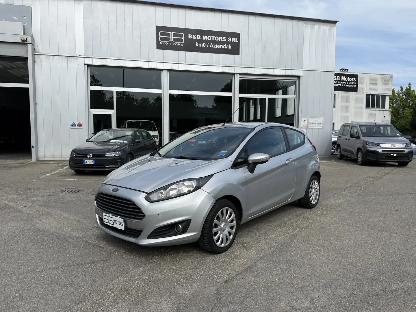 Ford Fiesta Fiesta VI 2013 3p 1.5 tdci Titanium 75cv Argento - 1