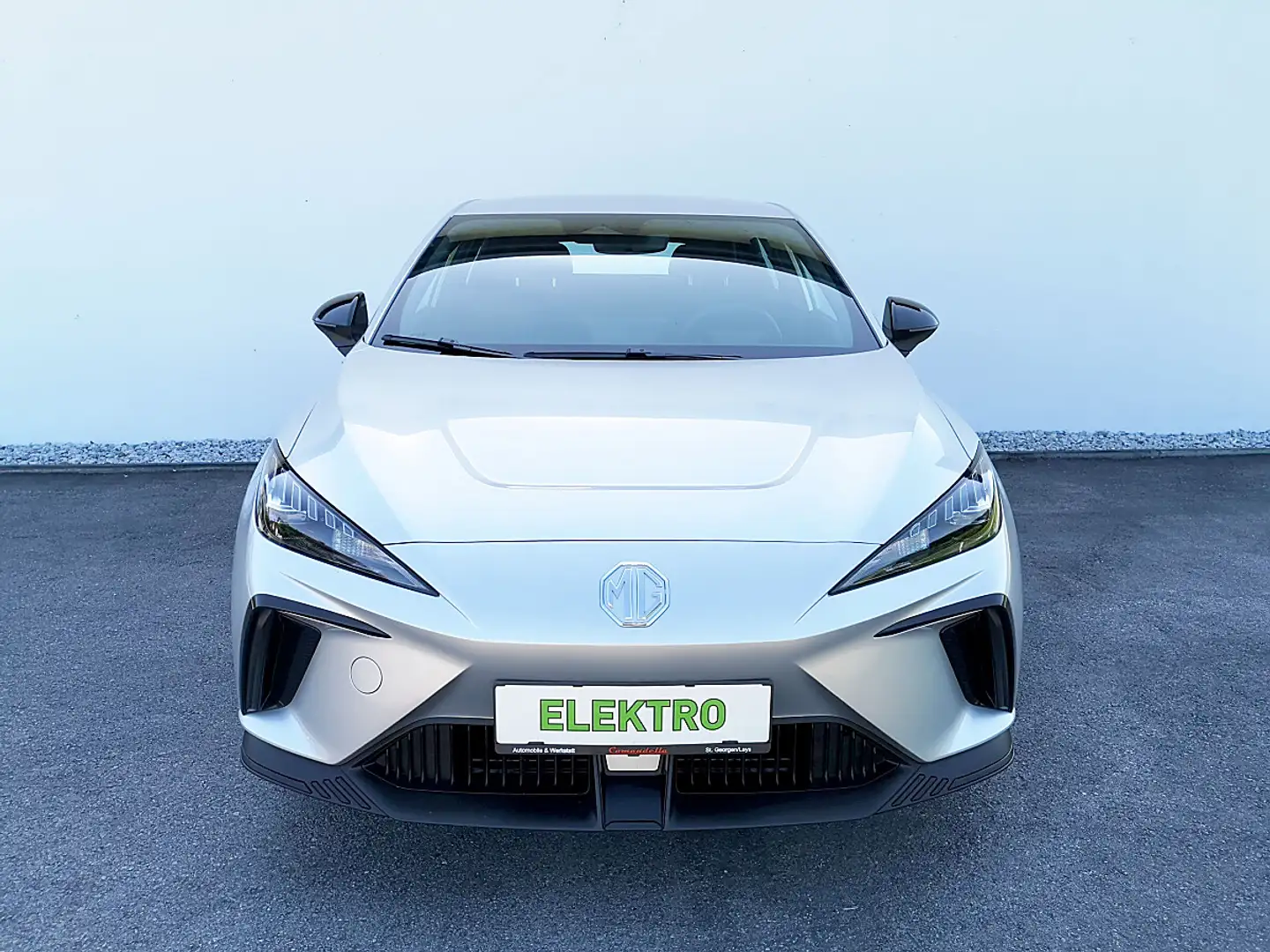 MG MG4 EV 51 kWh Standard Silber - 2