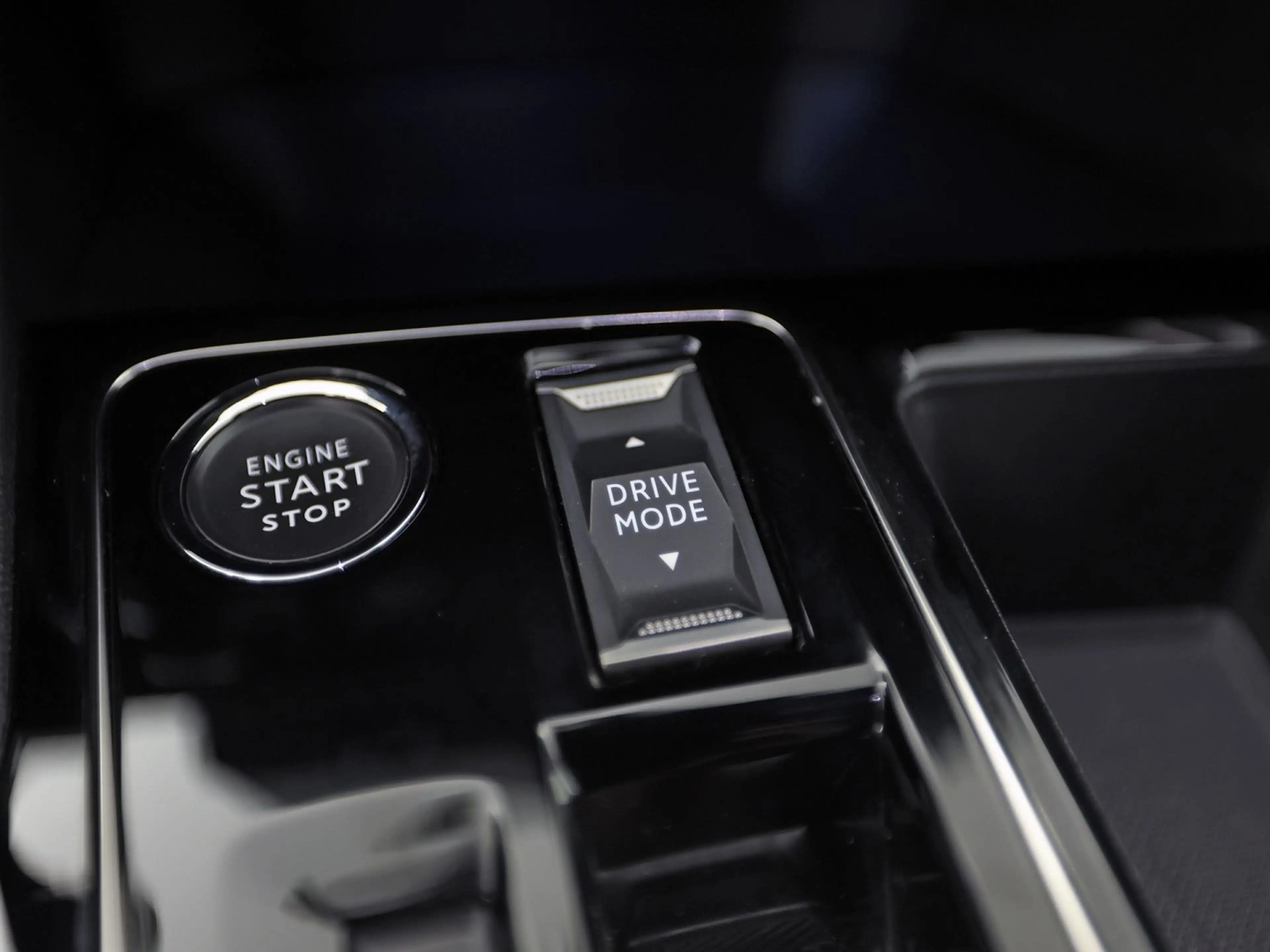 Peugeot 3008 1.6 HYbrid 225 Allure Pack 225Pk Automaat (SOH 98, — photo 27