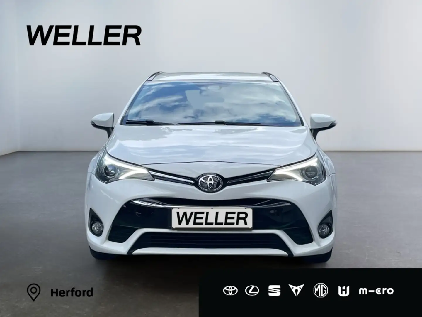 Toyota Avensis TS 2.0 D-4D Edition-S *Navi*LED*Kamera* Wit - 2