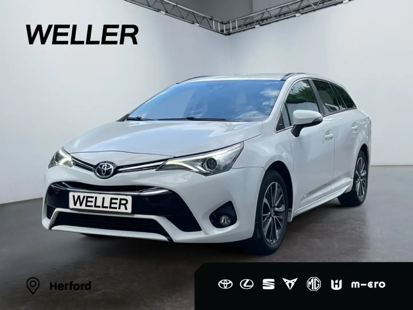 Toyota Avensis TS 2.0 D-4D Edition-S *Navi*LED*Kamera* Wit - 1