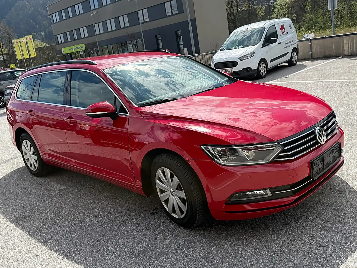 Volkswagen Passat Comfortline 1,6 TDI DSG Rot - 2