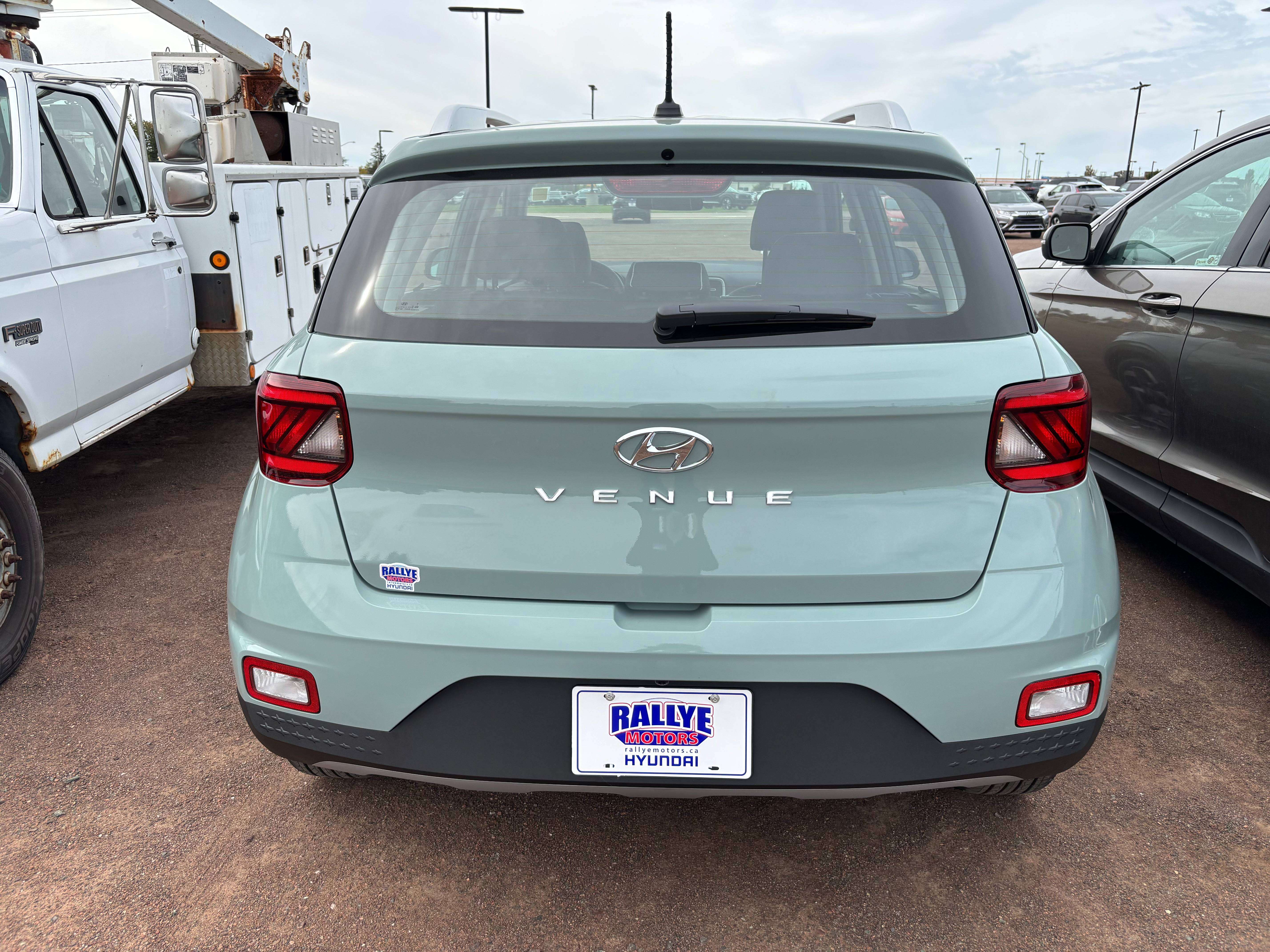 2026 Hyundai Venue Ultimate — photo 4