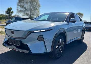 78kWh Takumi mit Innenraum schwarz