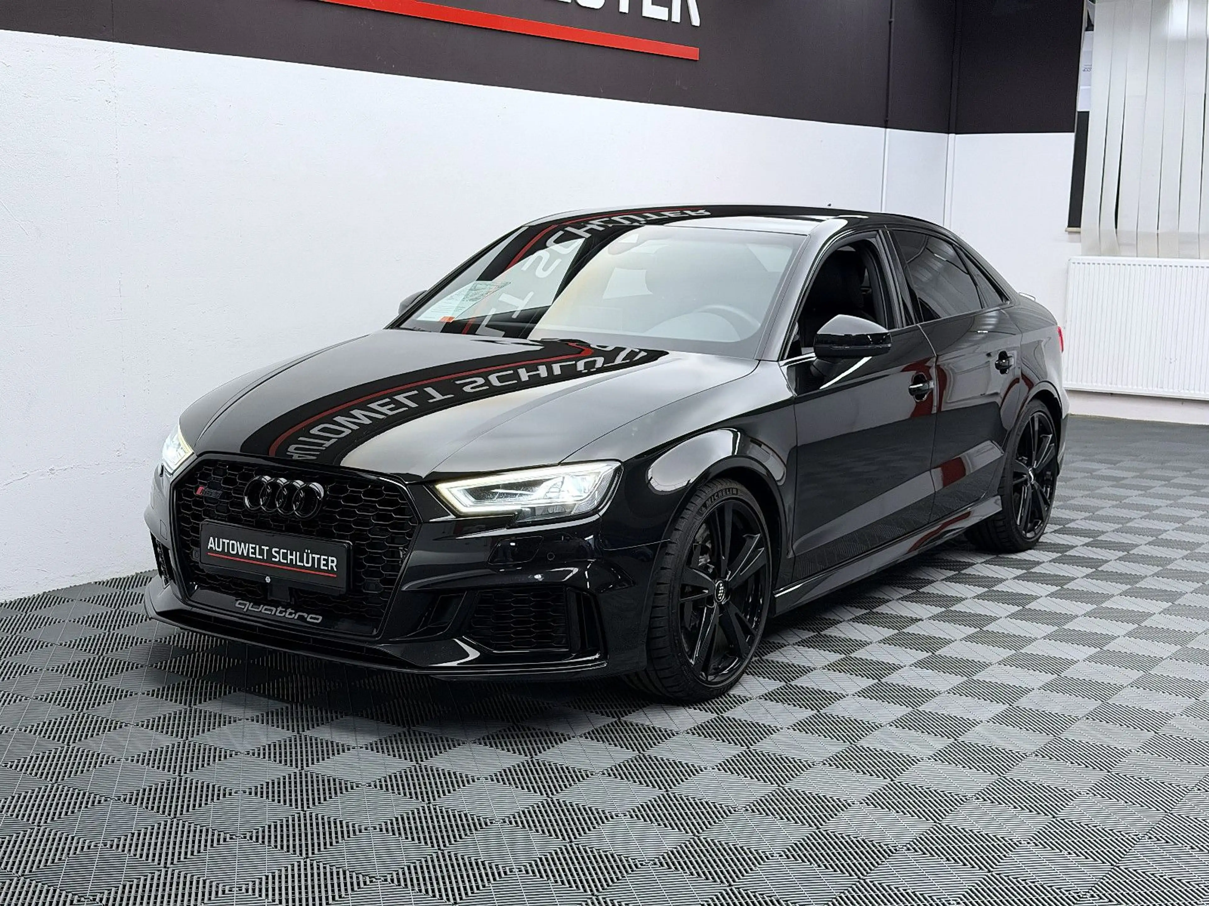 Audi RS3 Lim. 2.5 TFSI quattro *STAGE2*HURRICANE-AGA*
