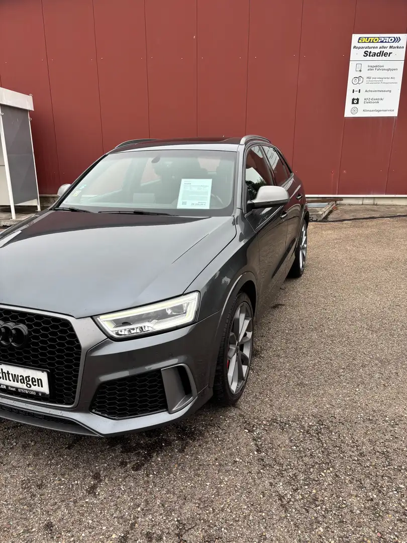 Audi RS Q3 2.5 TFSI quattro performance AHK W-Räder 2 Hand Grau - 2