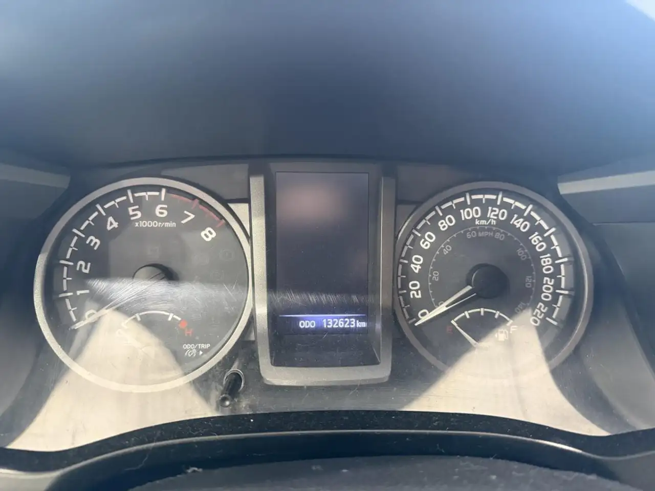 Toyota Tacoma снимка Toyota Tacoma
