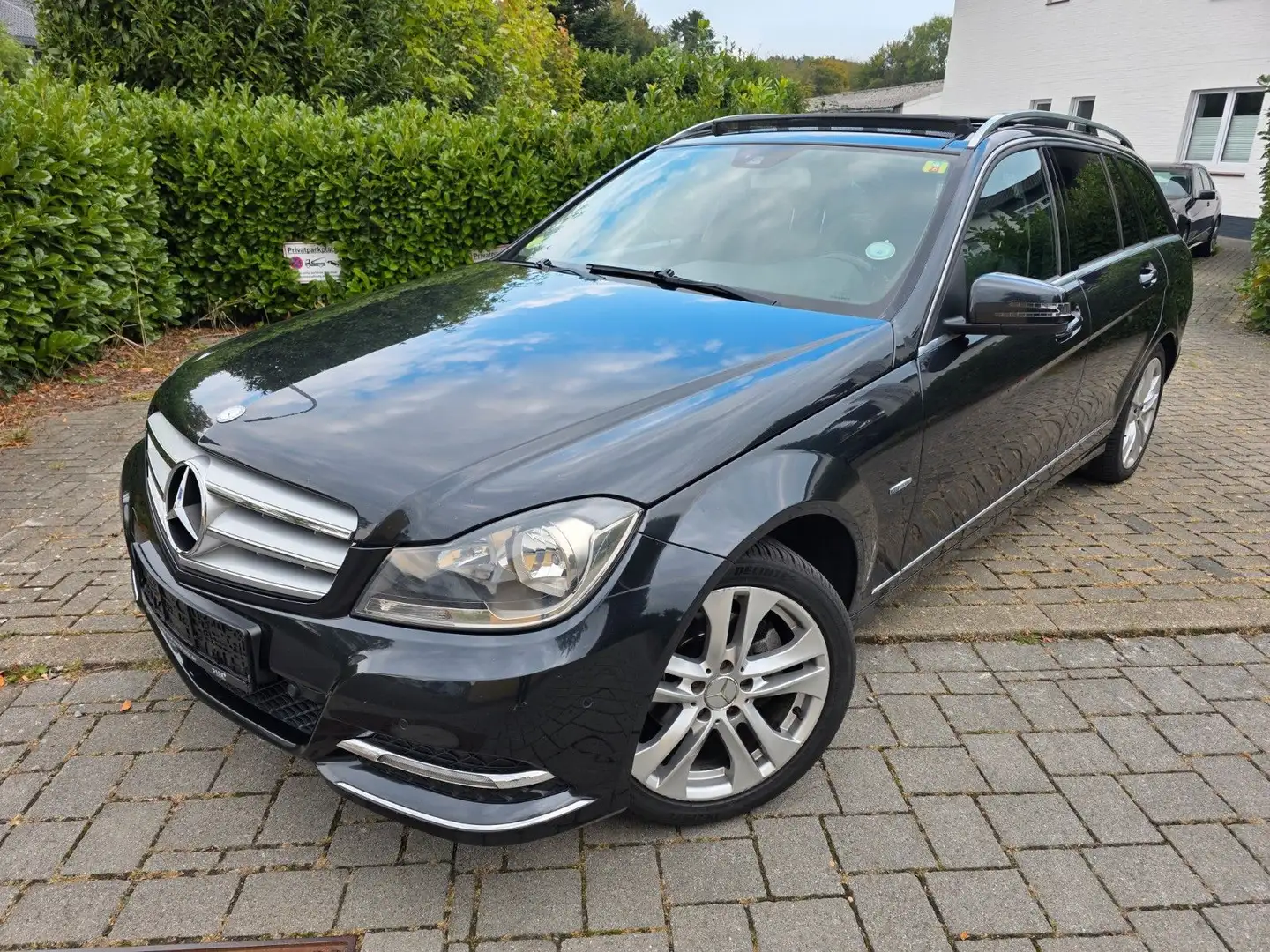 Mercedes-Benz C 200 T CDI Avantgarde Panoramadach Navi Schwarz - 1