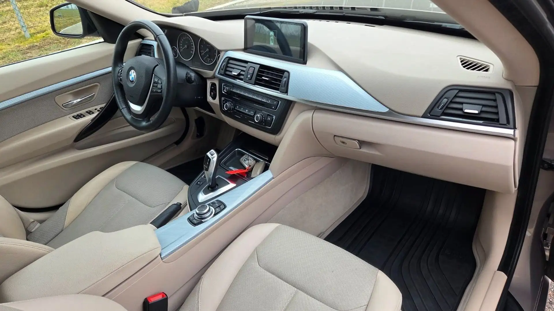 BMW 320 320i GT Aut. Beige - 2