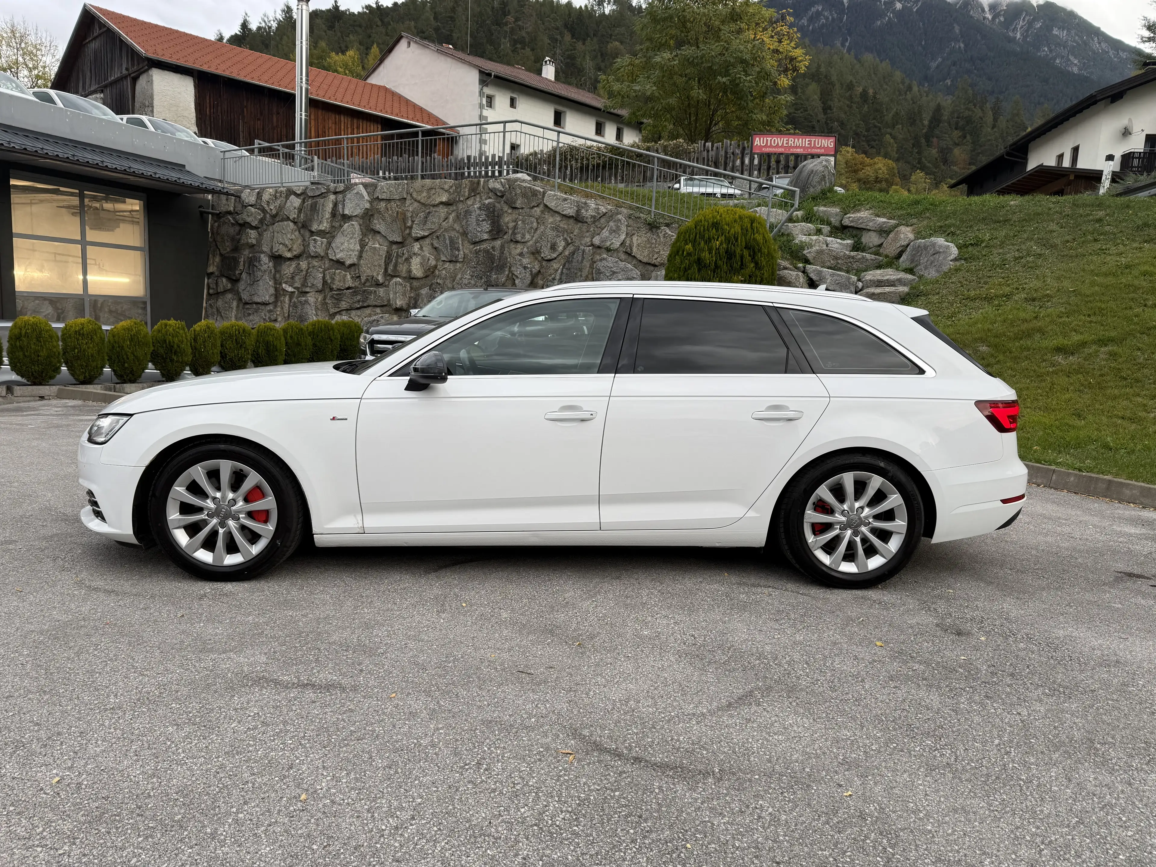 Audi A4 design 2.0 TDI — photo 5