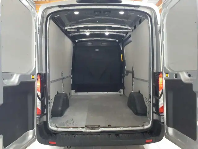 Ford Transit view 10
