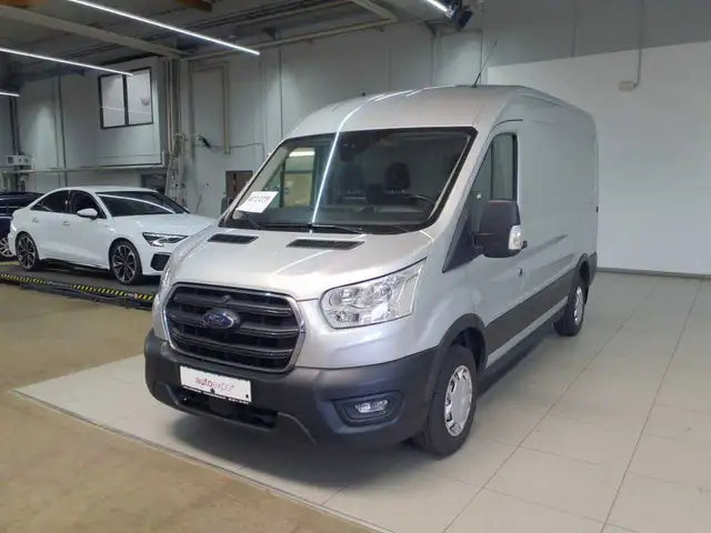 Ford Transit view 7