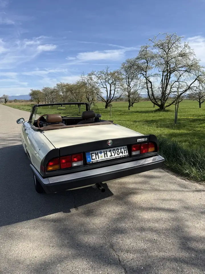 Alfa Romeo Spider 2.0, 1a, foto 4