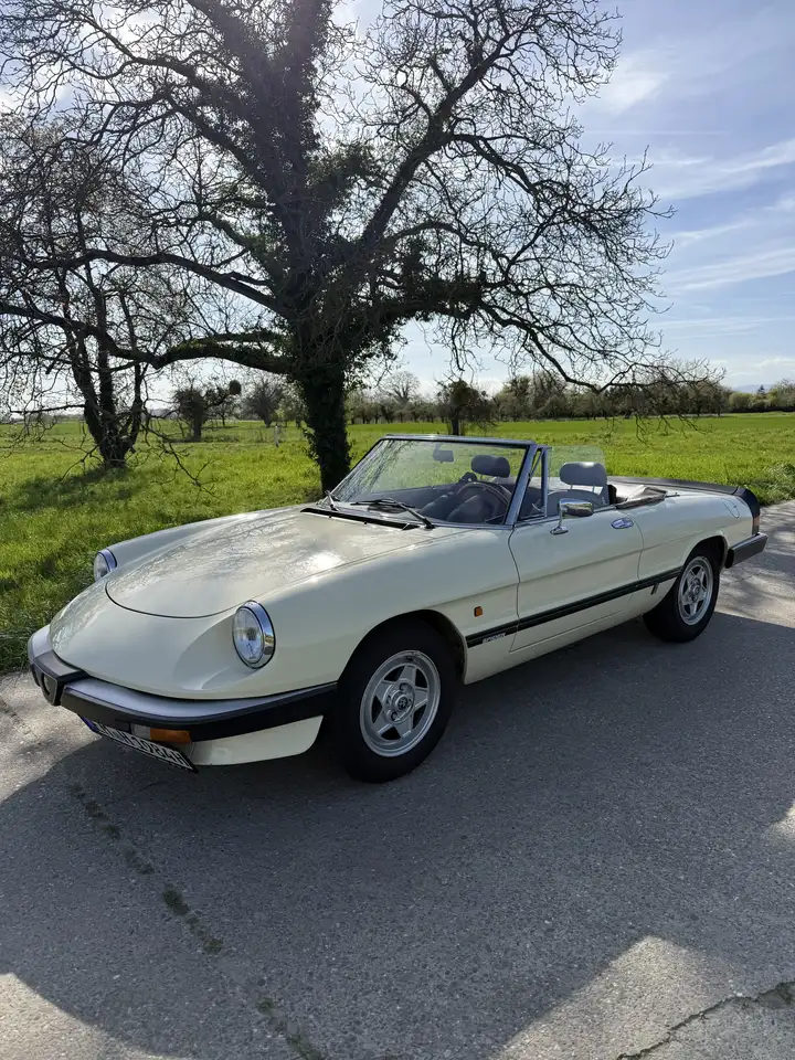Alfa Romeo Spider 2.0, 1a, foto 1