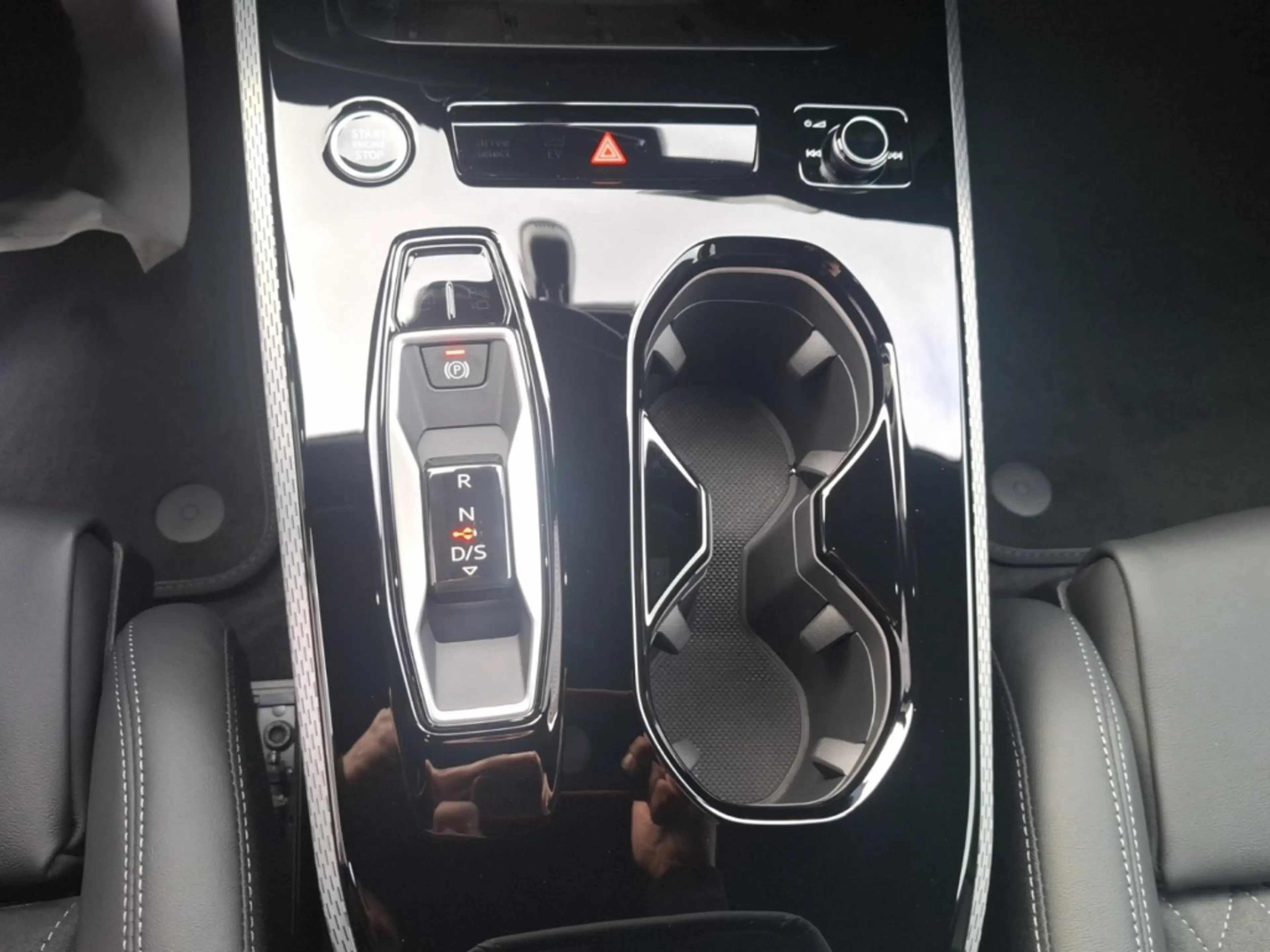 Audi A5 Avant e-hybrid quattro 270 kW S tronic — photo 14