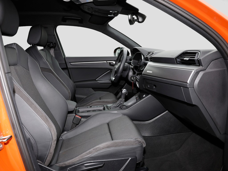 Audi Q3 45 TFSIe S tronic S Line /Navi/LED/RFK/ACC — photo 8