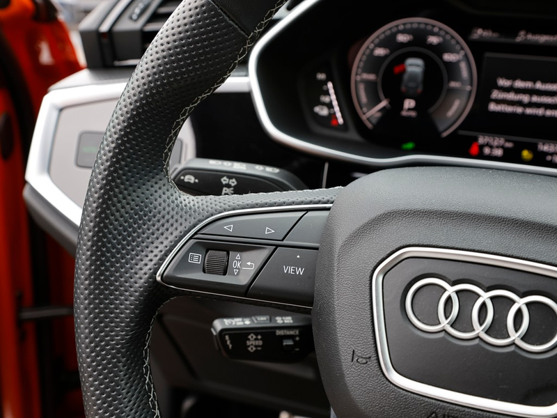 Audi Q3 45 TFSIe S tronic S Line /Navi/LED/RFK/ACC — photo 16