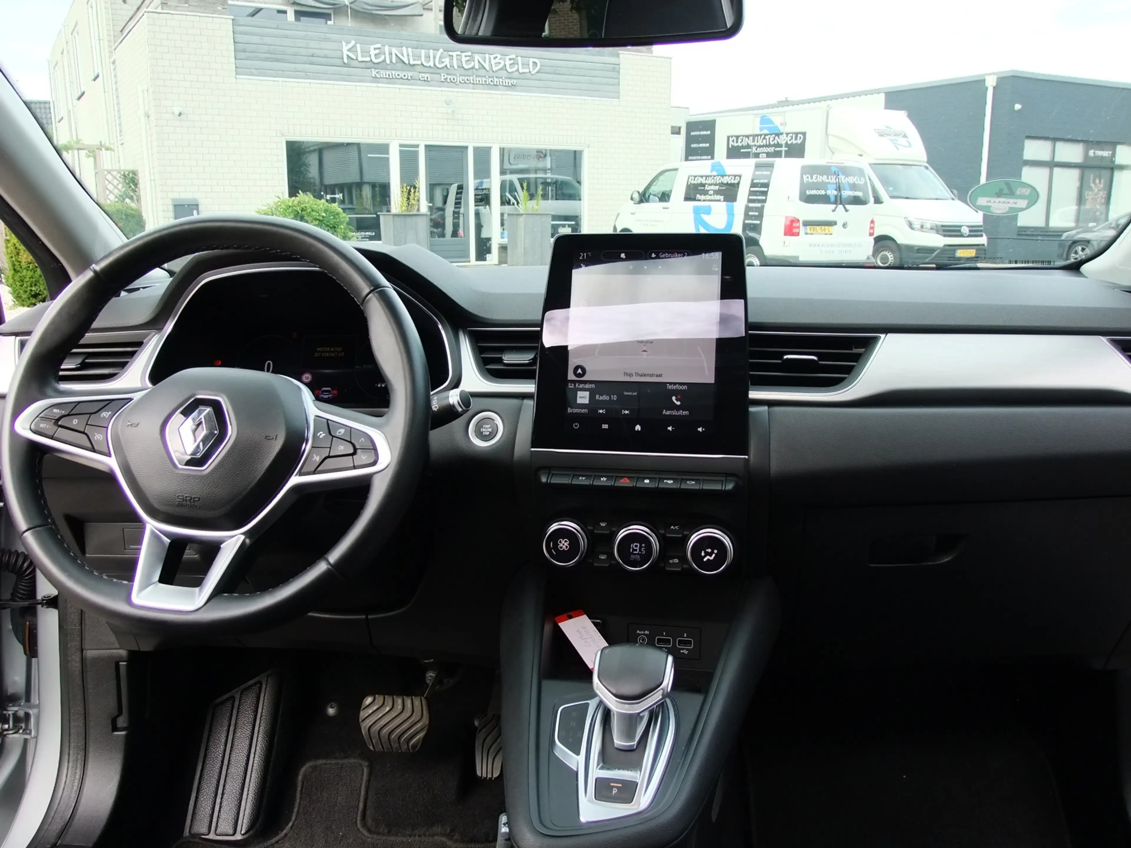 Renault Captur 1.6 E-Tech Plug-in Hybrid 160 Intens , 360 Camera, — photo 10