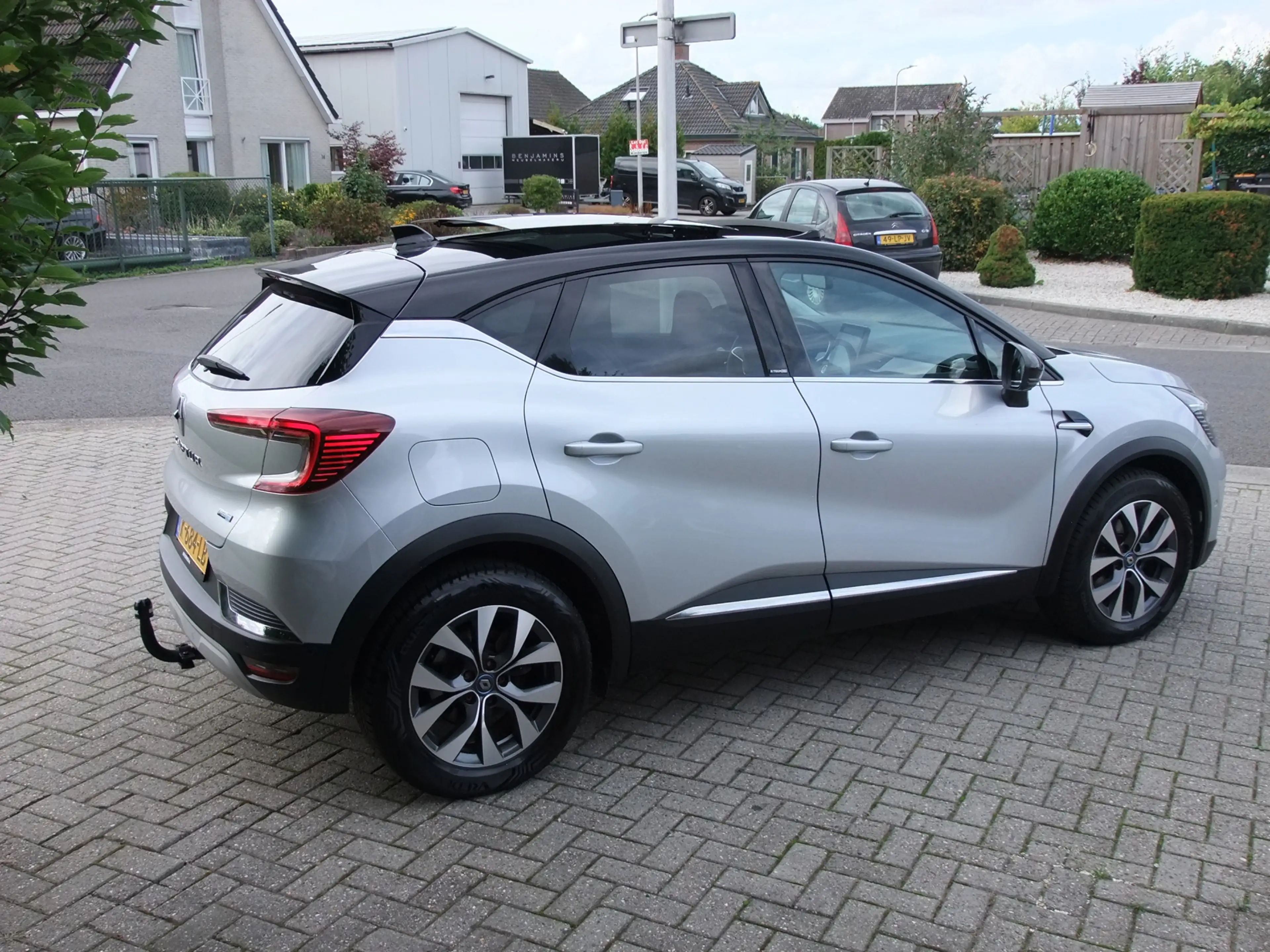 Renault Captur 1.6 E-Tech Plug-in Hybrid 160 Intens , 360 Camera, — photo 5