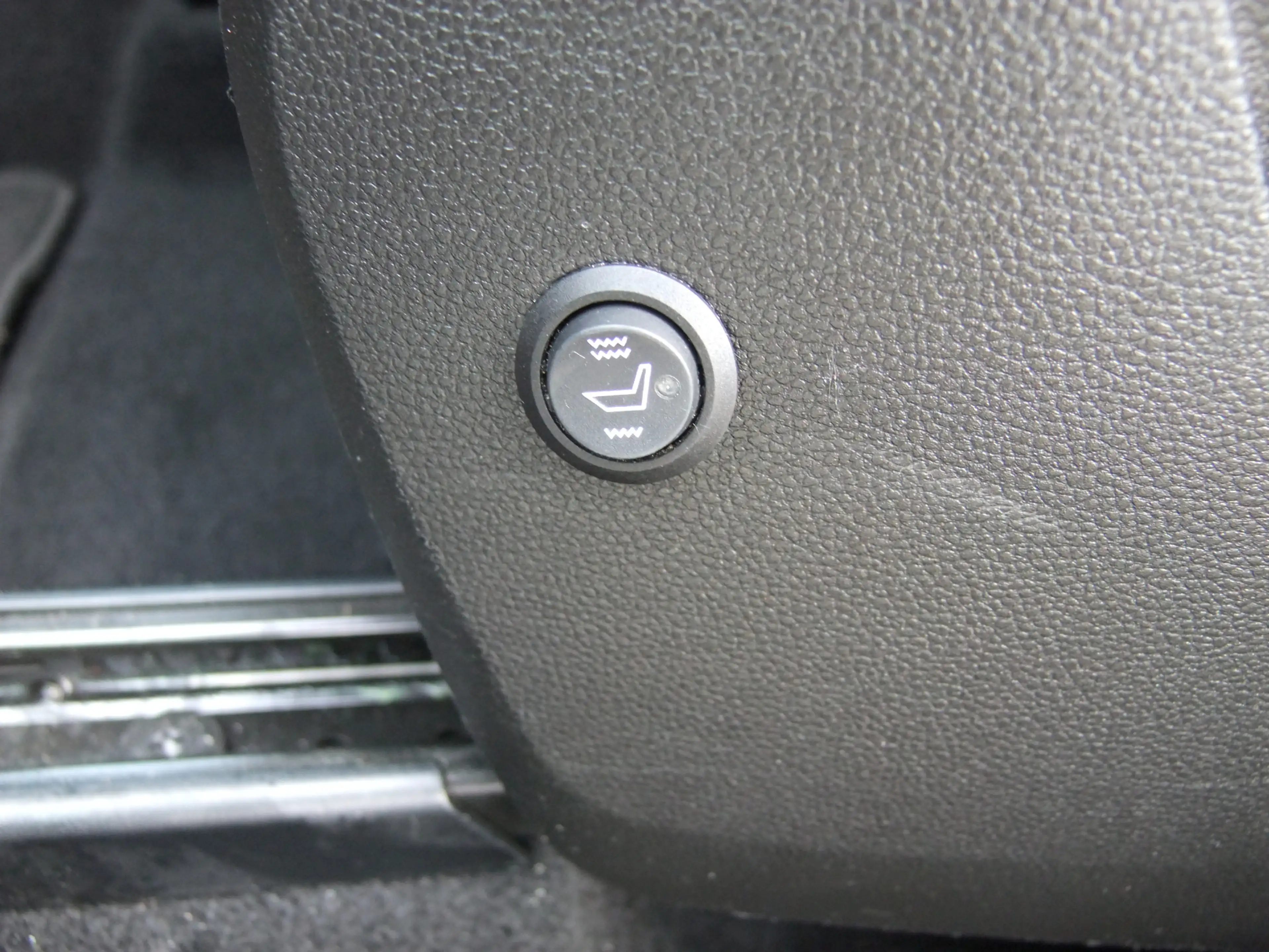 Renault Captur 1.6 E-Tech Plug-in Hybrid 160 Intens , 360 Camera, — photo 17