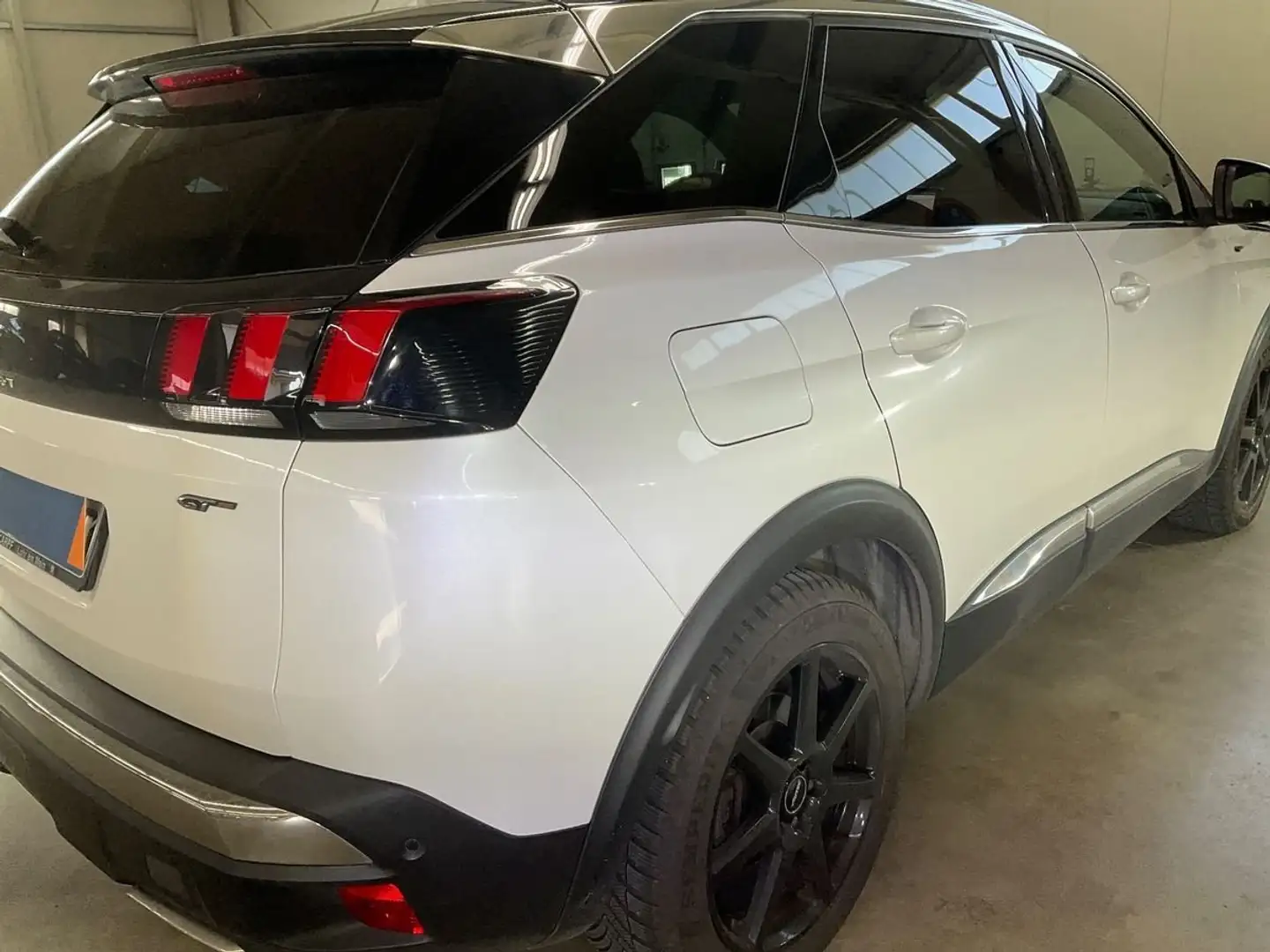 Peugeot 3008 3008 BlueHDi 180 Stop Weiß - 2