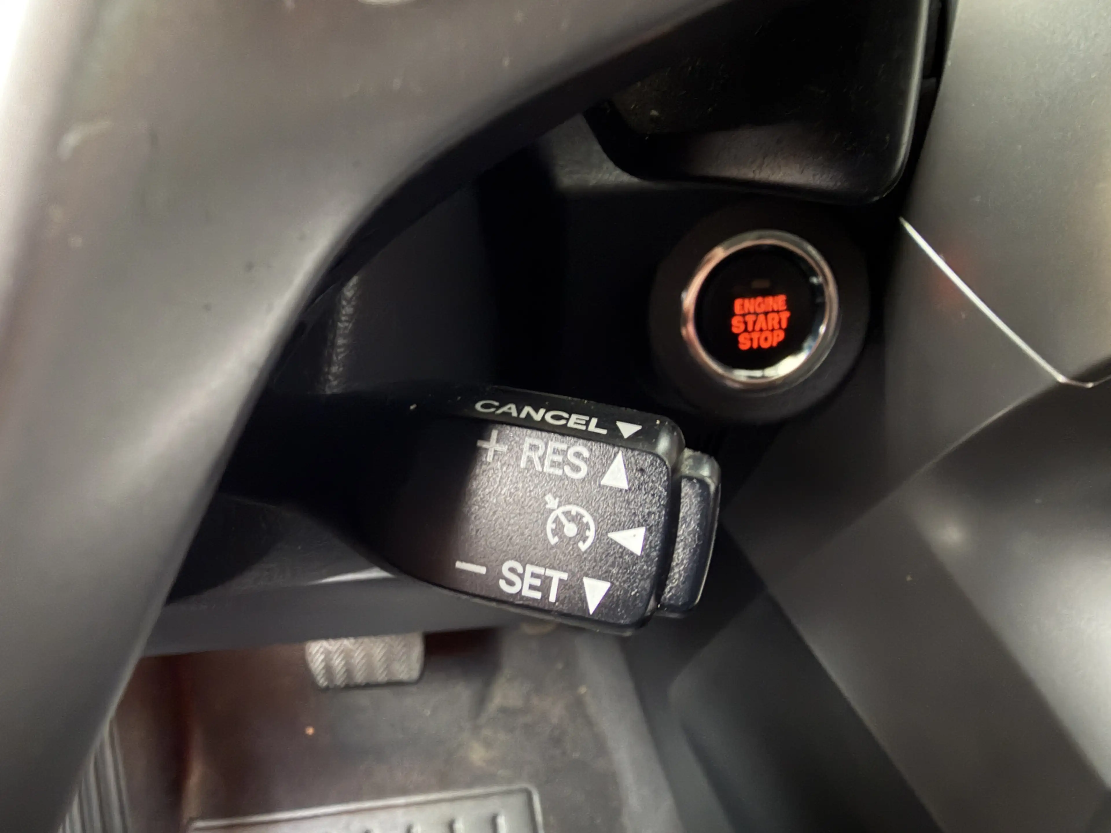 Toyota Verso 1.8 VVT-i Business/PDC V+A/CAM/KEY-LESS/LED/XENON/ — photo 17