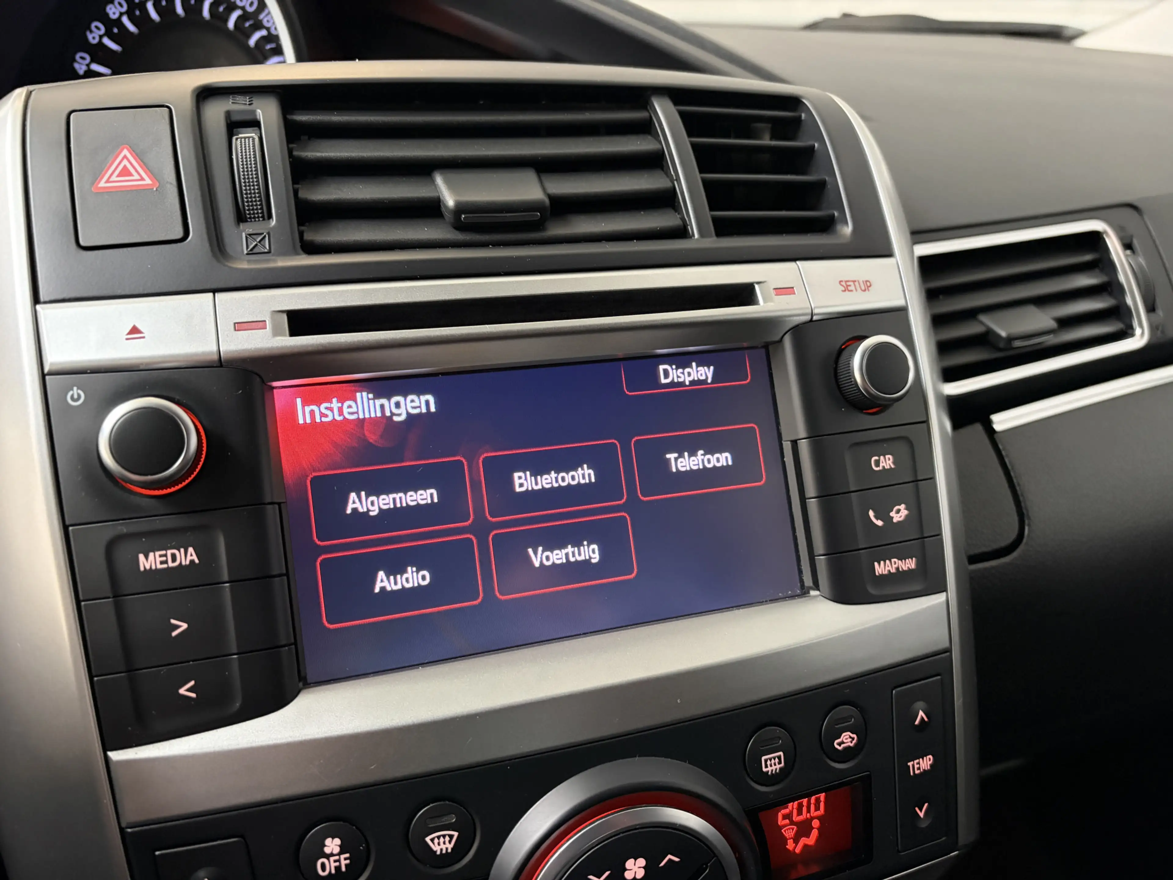 Toyota Verso 1.8 VVT-i Business/PDC V+A/CAM/KEY-LESS/LED/XENON/ — photo 14